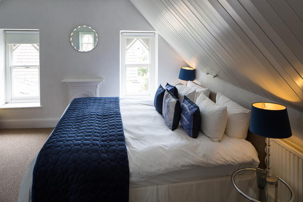 Norbury House Stylish 4*